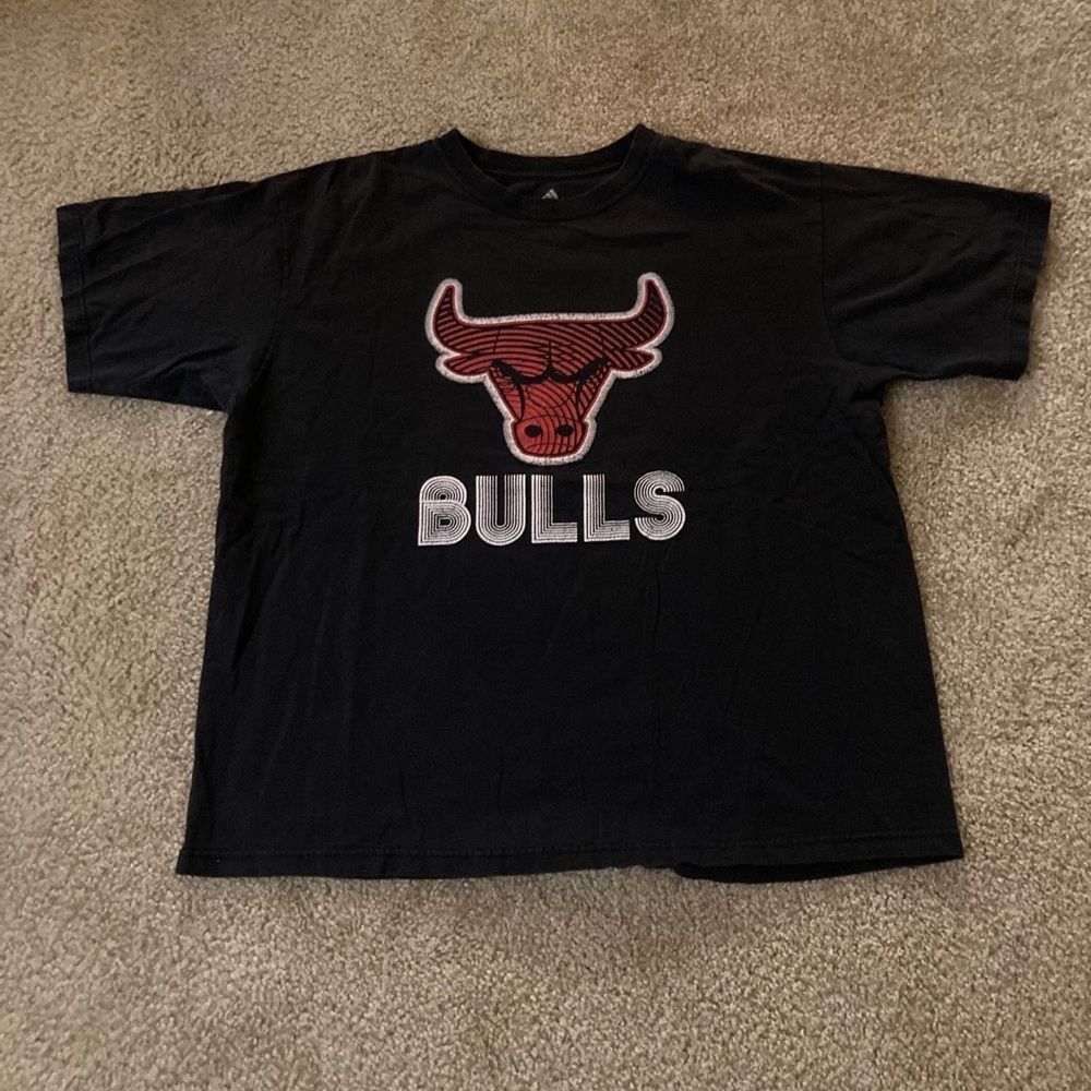 Mens Adidas Bulls Tee Size XL